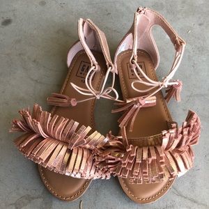 Gap pink metallic fringe Sandal girl 12/13